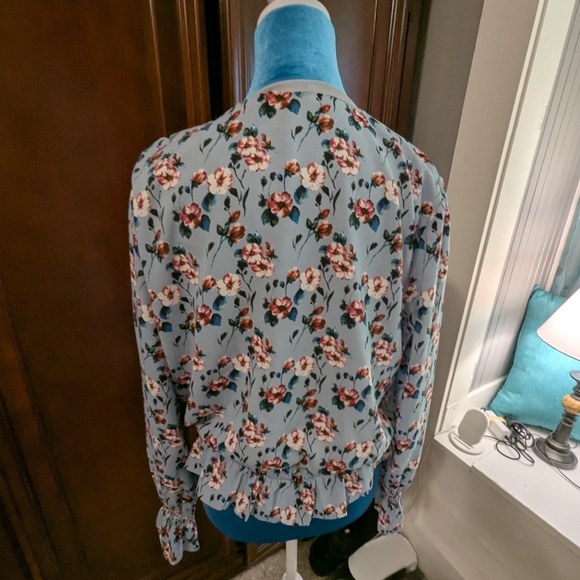 Elegant Floral Wrap Blouse - Blue and Red - Picture 2 of 6